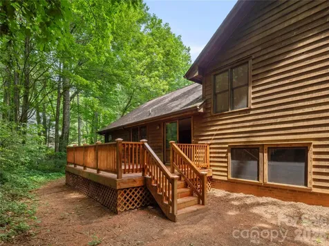 11 Tree Top Drive Arden NC 28704