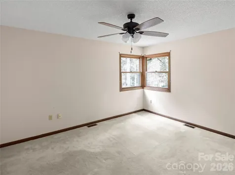 11 Tree Top Drive Arden NC 28704