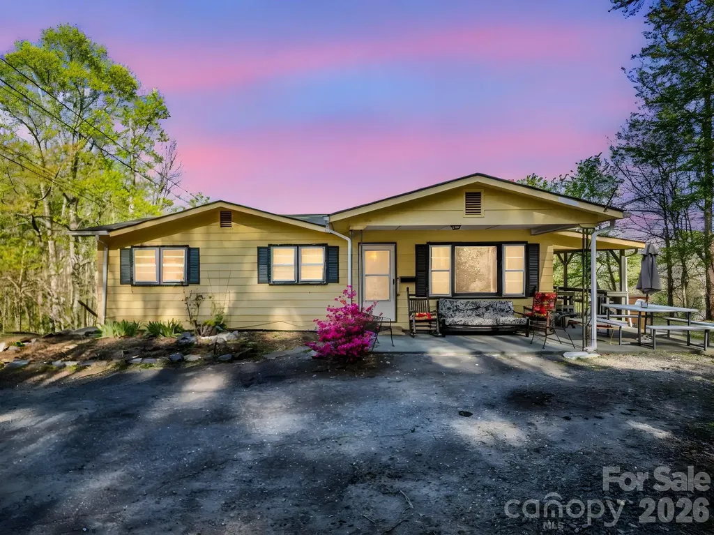 135 Jordan Road Swannanoa NC 28778