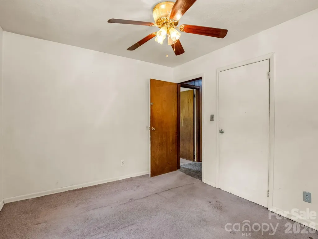 135 Jordan Road Swannanoa NC 28778