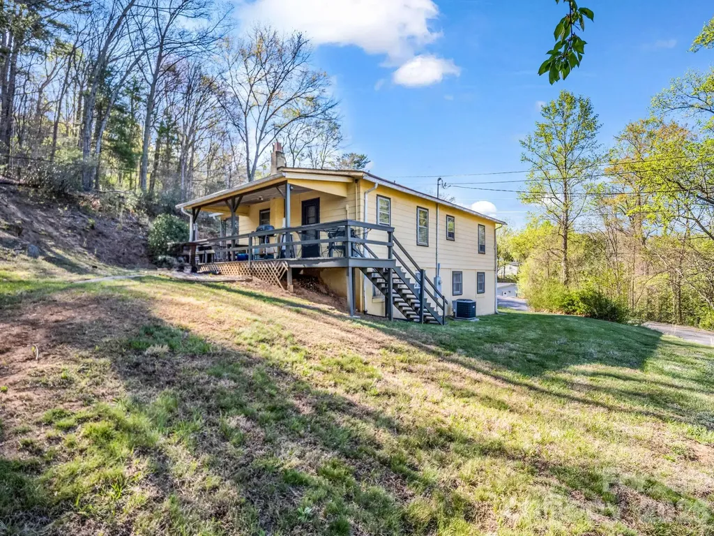 135 Jordan Road Swannanoa NC 28778