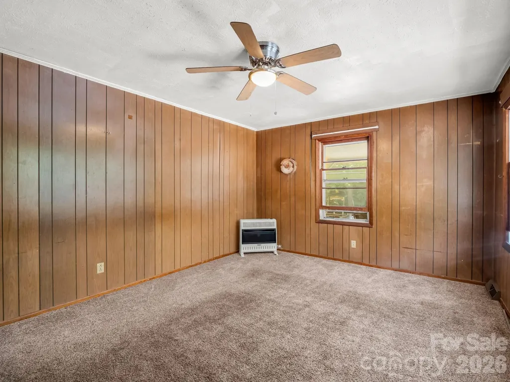 135 Jordan Road Swannanoa NC 28778