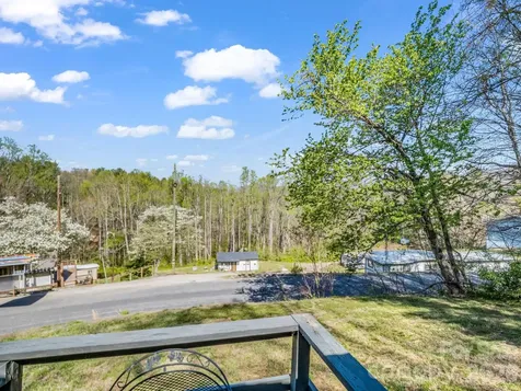 135 Jordan Road Swannanoa NC 28778