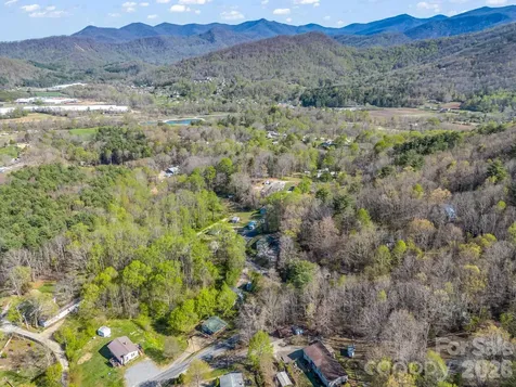 135 Jordan Road Swannanoa NC 28778