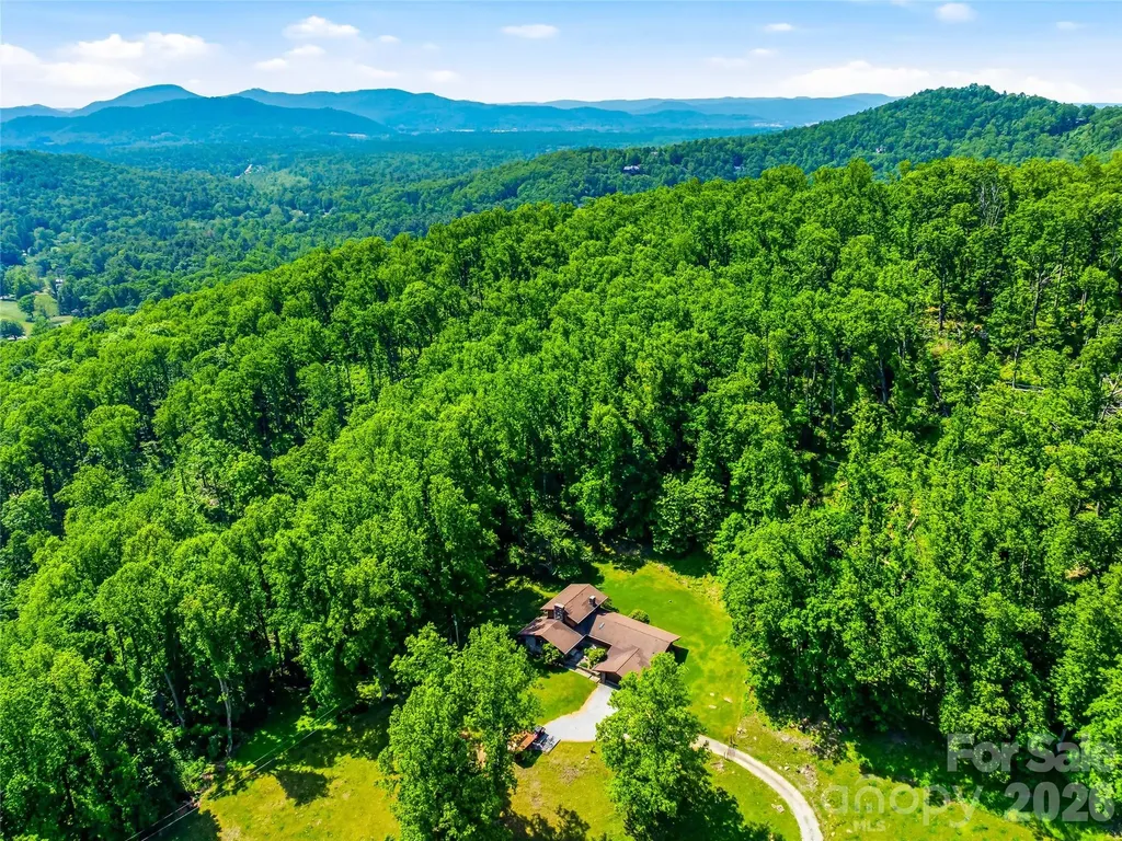52 Chapel Hill Church Road Asheville NC 28803