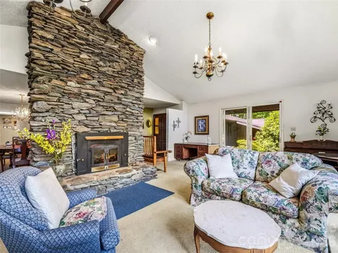 52 Chapel Hill Church Road Asheville NC 28803