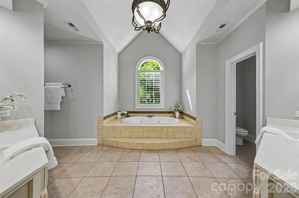 2110 Highland Forest Drive Marvin NC 28173