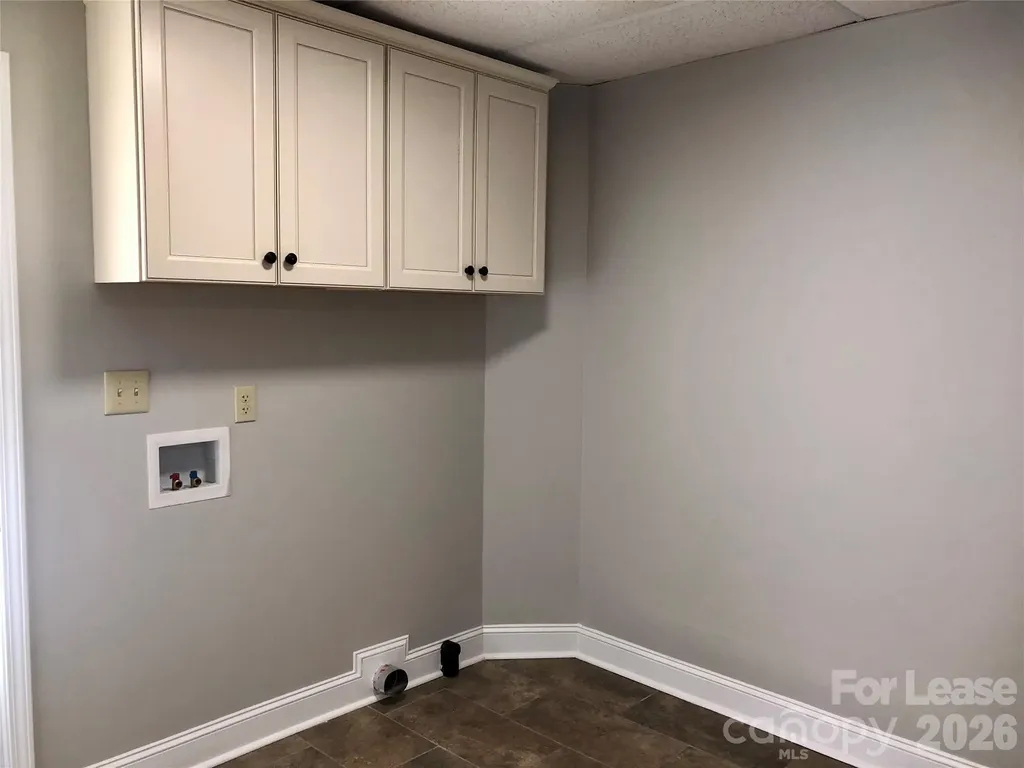 223 E Glendale Avenue Mount Holly NC 28120