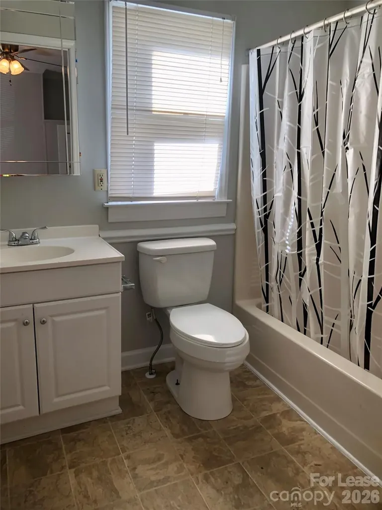 223 E Glendale Avenue Mount Holly NC 28120
