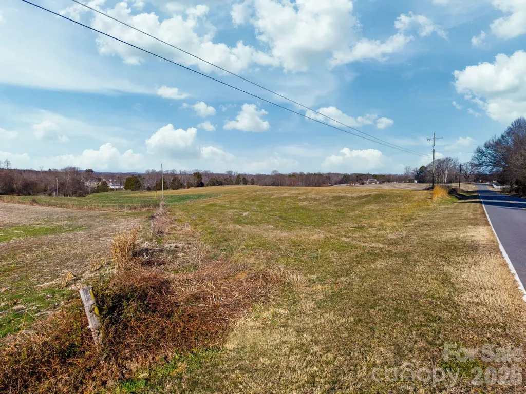 03 Dobbins Mill Road Yadkinville NC 27055