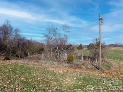 03 Dobbins Mill Road Yadkinville NC 27055
