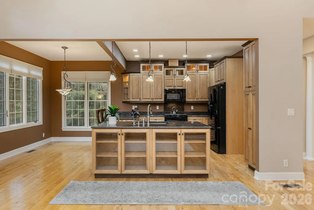 763 Deerlake Road Brevard NC 28712