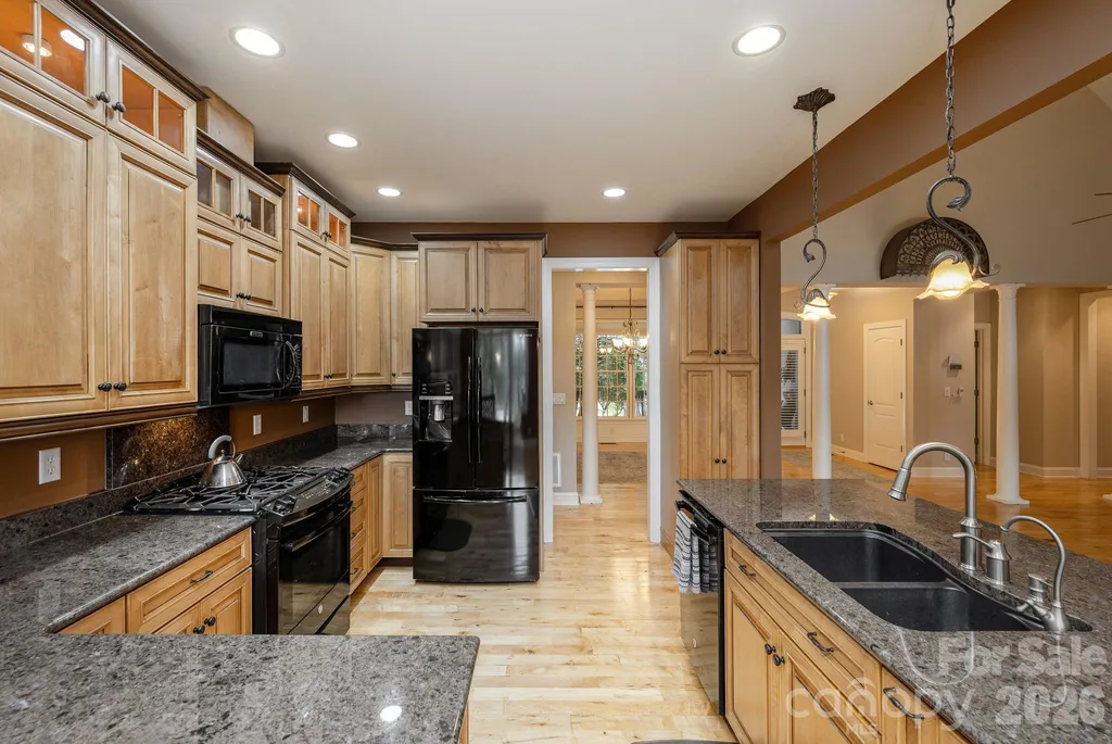 763 Deerlake Road Brevard NC 28712