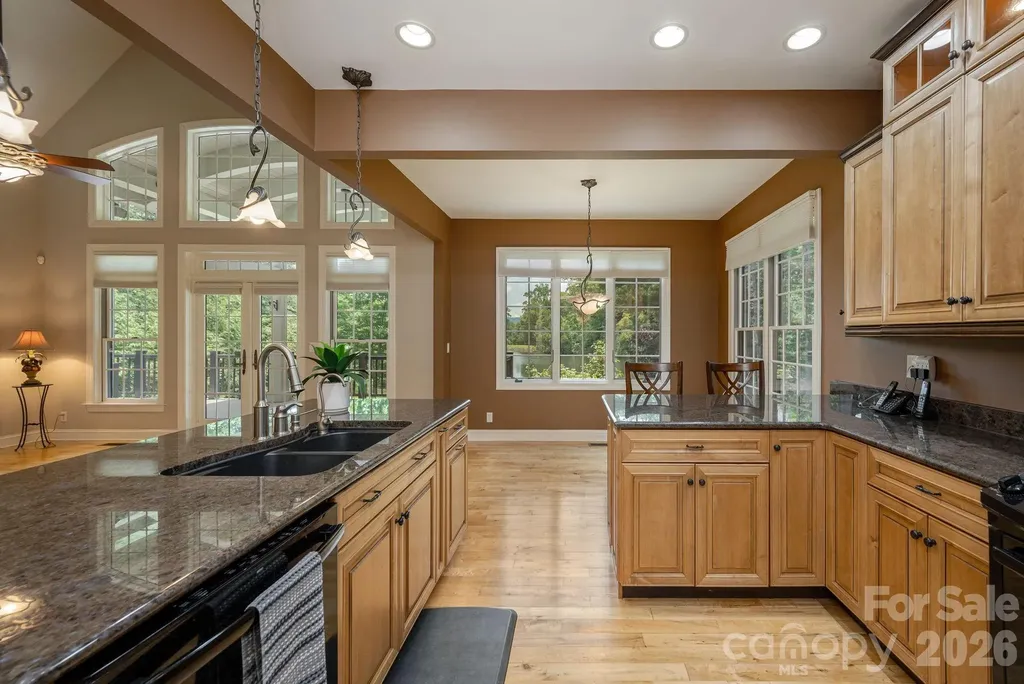 763 Deerlake Road Brevard NC 28712