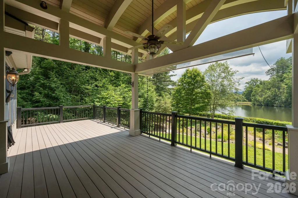 763 Deerlake Road Brevard NC 28712