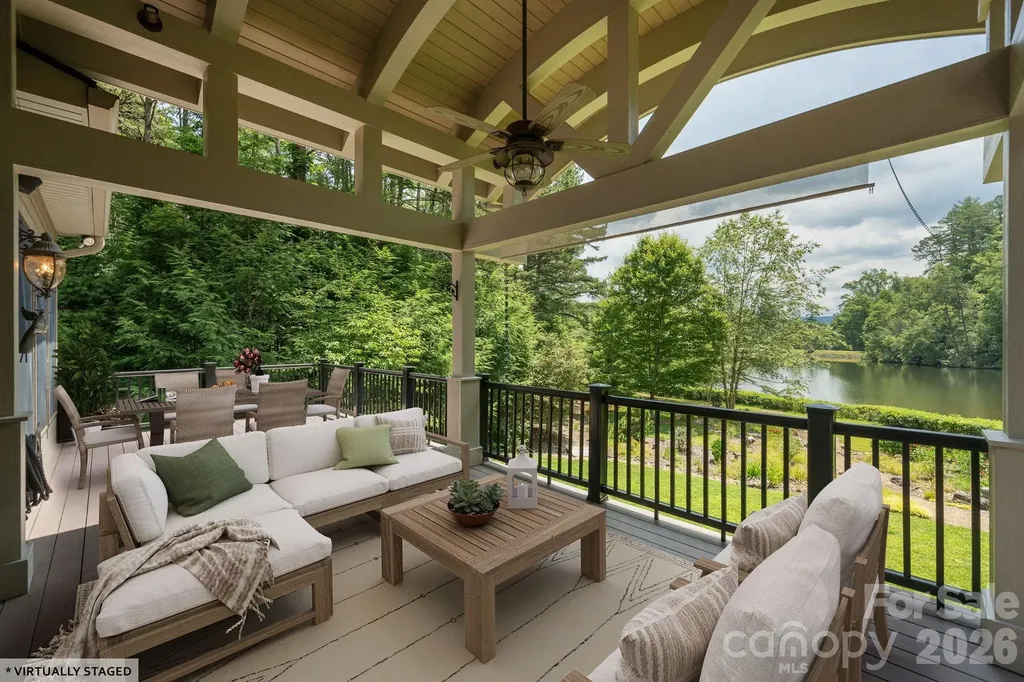 763 Deerlake Road Brevard NC 28712