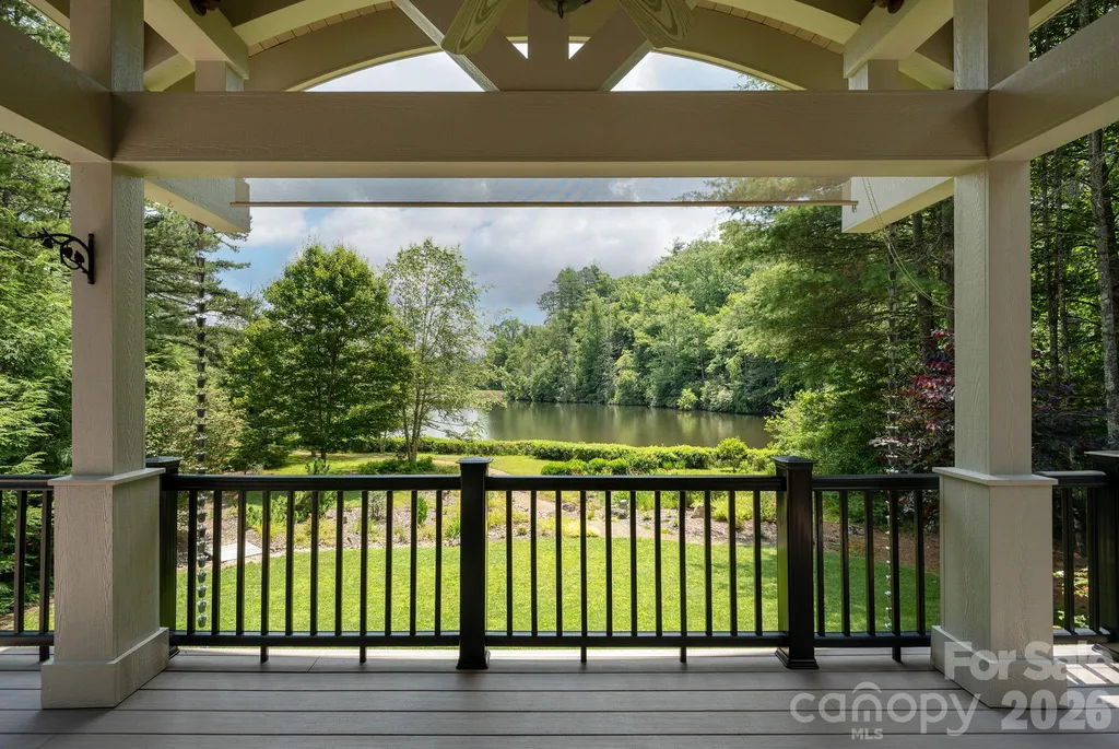 763 Deerlake Road Brevard NC 28712