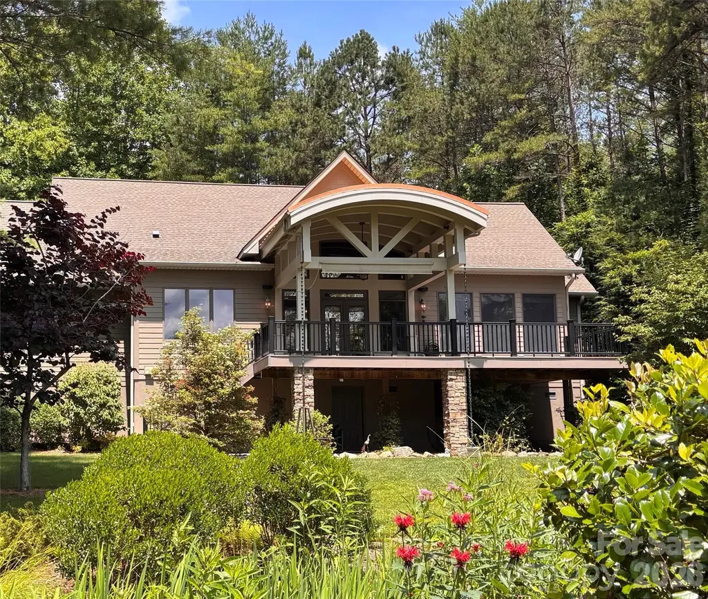 763 Deerlake Road Brevard NC 28712