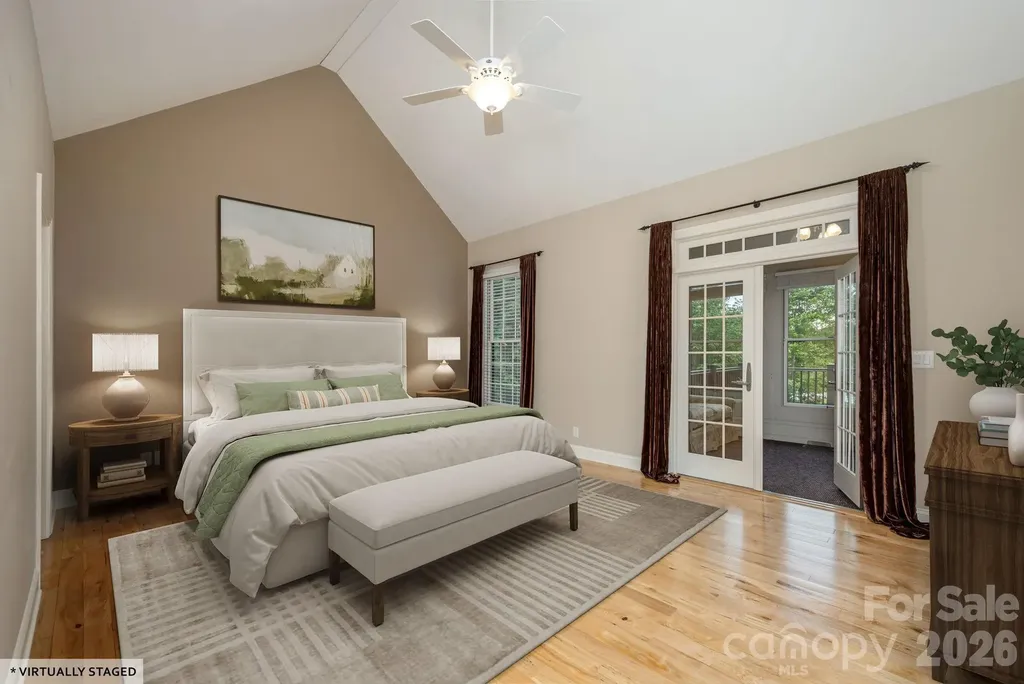 763 Deerlake Road Brevard NC 28712