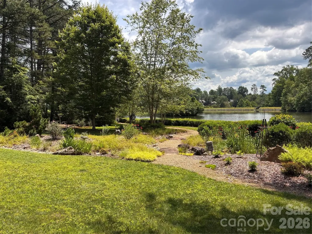 763 Deerlake Road Brevard NC 28712