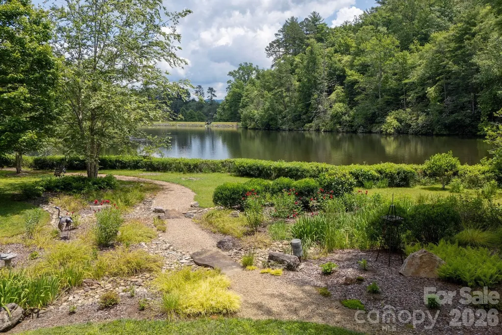 763 Deerlake Road Brevard NC 28712