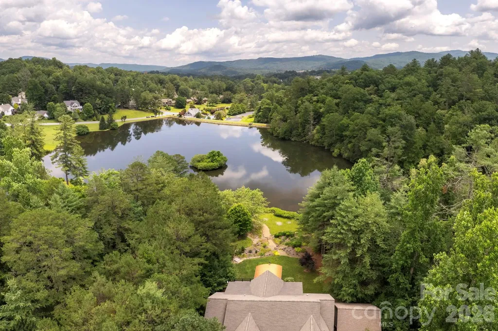 763 Deerlake Road Brevard NC 28712