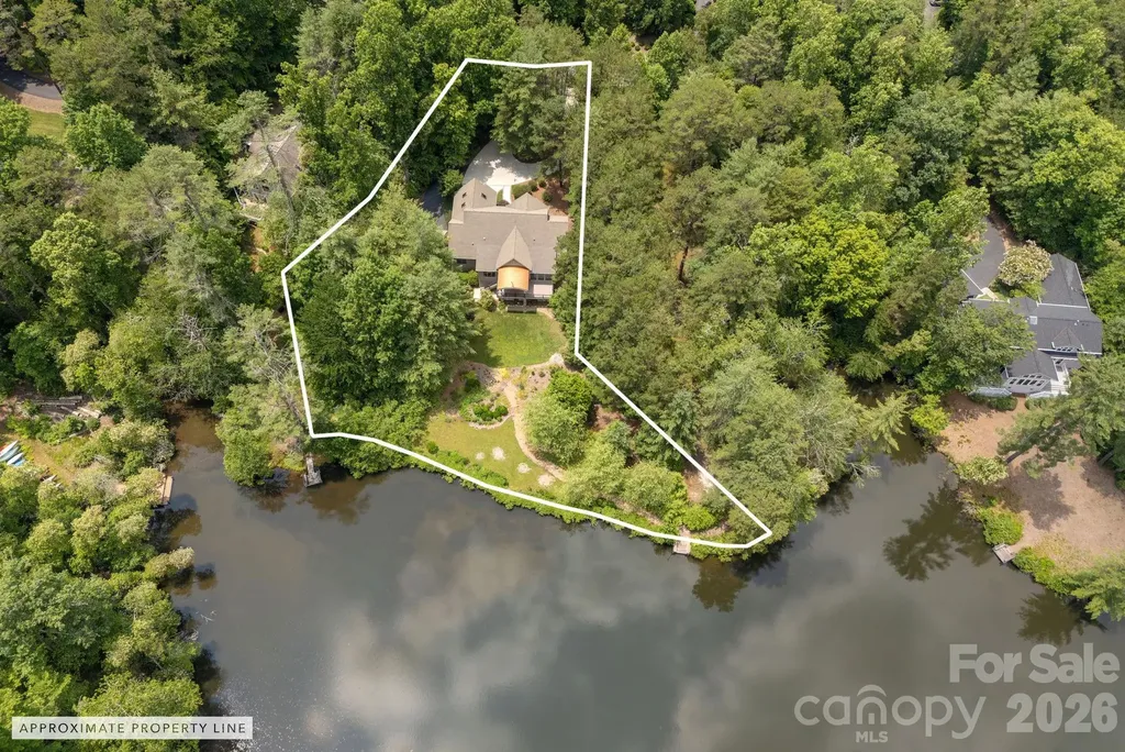 763 Deerlake Road Brevard NC 28712