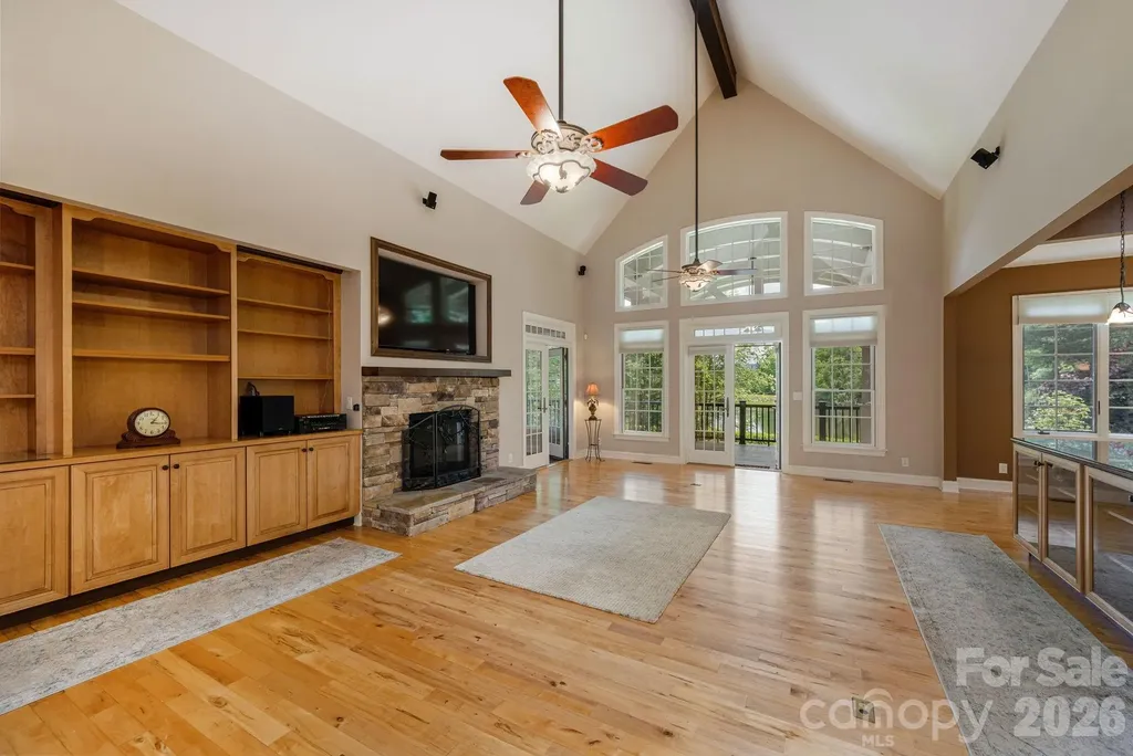 763 Deerlake Road Brevard NC 28712