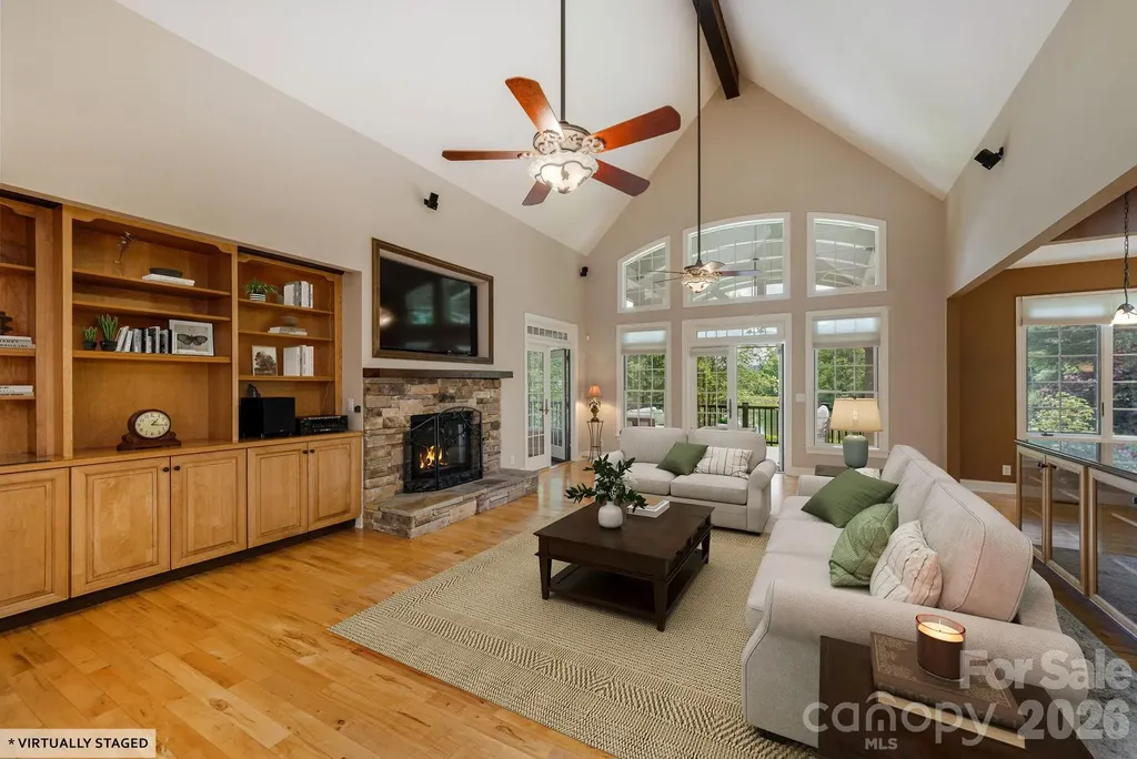763 Deerlake Road Brevard NC 28712