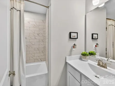 546 Amalfi Drive Davidson NC 28036