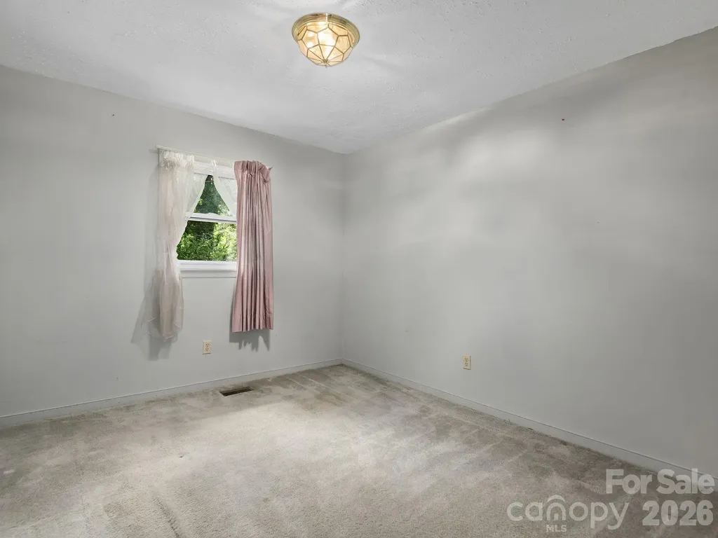 807 N Cherokee Avenue Black Mountain NC 28711