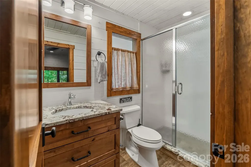 2087 Firestone Trail Nebo NC 28761