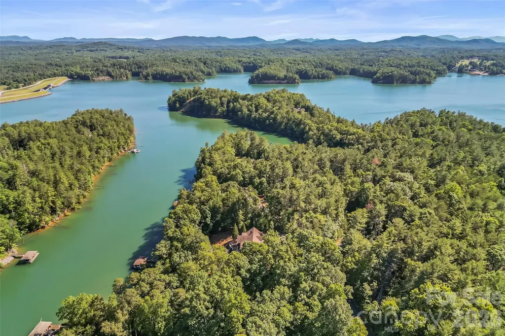2087 Firestone Trail Nebo NC 28761