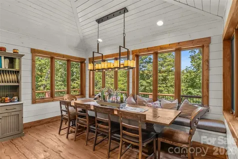 2087 Firestone Trail Nebo NC 28761