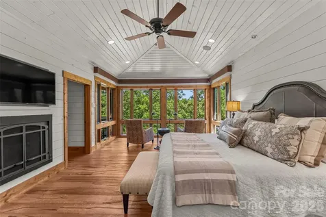 2087 Firestone Trail Nebo NC 28761
