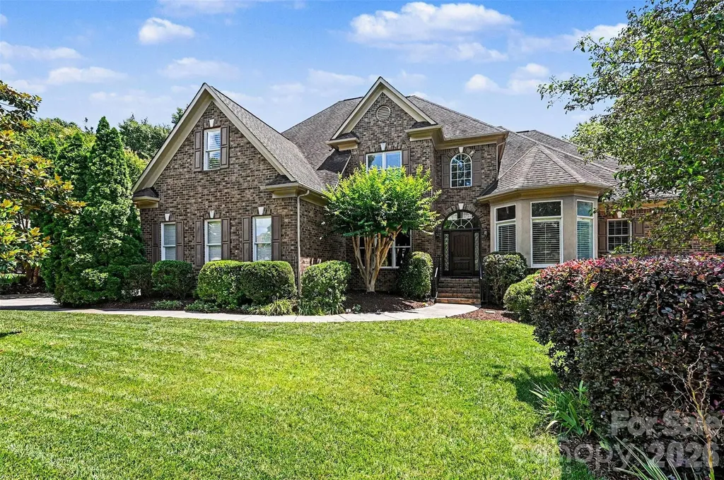 2216 Highland Forest Drive Marvin NC 28173
