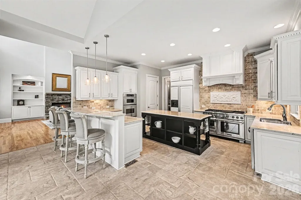 2216 Highland Forest Drive Marvin NC 28173