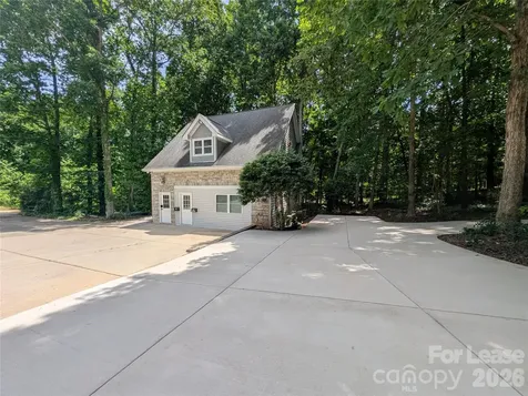 14625 Phillips Road Matthews NC 28105
