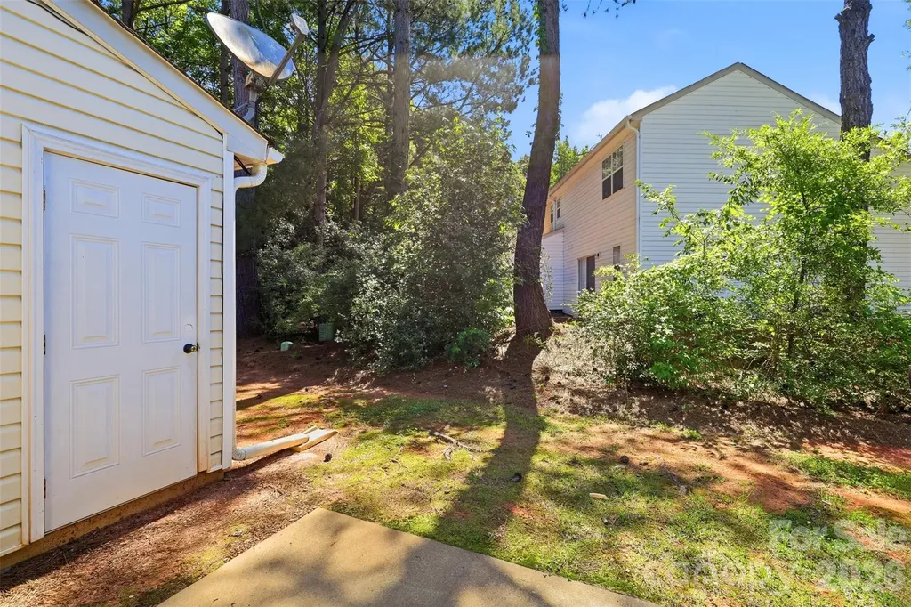 6720 Cypress Tree Lane Charlotte NC 28215