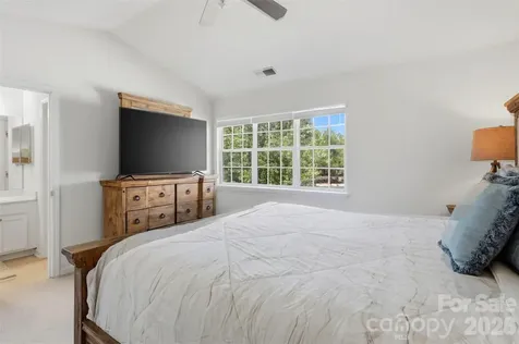 6720 Cypress Tree Lane Charlotte NC 28215