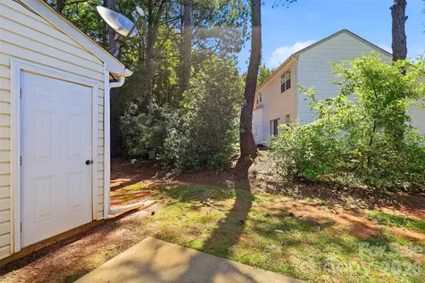 6720 Cypress Tree Lane Charlotte NC 28215