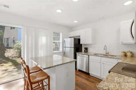 6720 Cypress Tree Lane Charlotte NC 28215