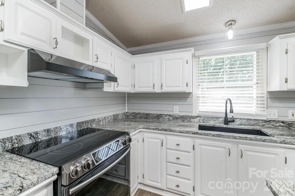 127 Whitewater Lane Mooresville NC 28115