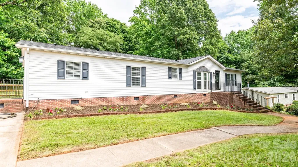 127 Whitewater Lane Mooresville NC 28115