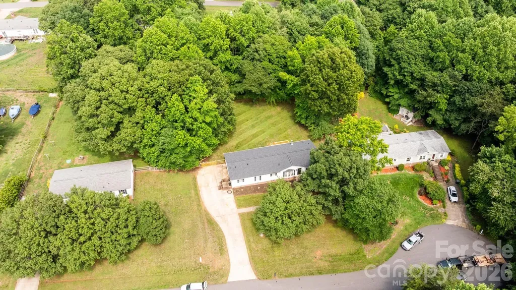 127 Whitewater Lane Mooresville NC 28115