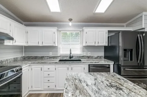 127 Whitewater Lane Mooresville NC 28115