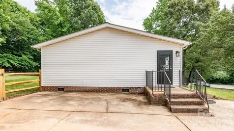 127 Whitewater Lane Mooresville NC 28115