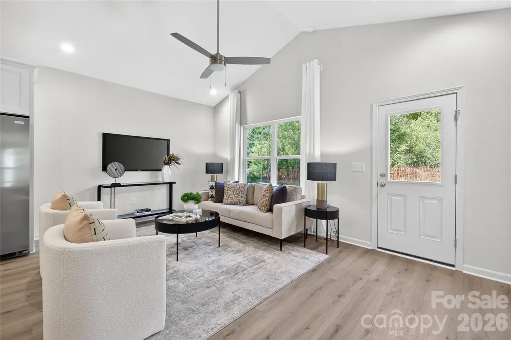 1500 Hollyleaf Avenue Gastonia NC 28052