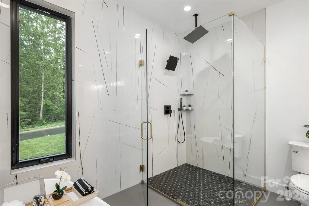 47 Scott Meadows Drive Asheville NC 28806