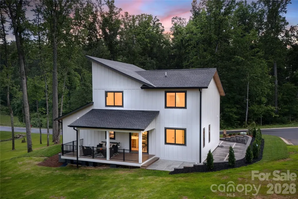 47 Scott Meadows Drive Asheville NC 28806
